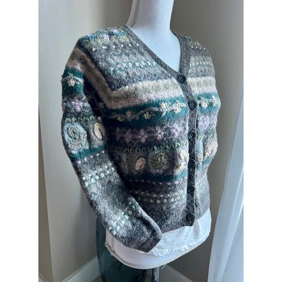 Talbots vintage wool floral cardigan sweater size Medium - Picture 3 of 5